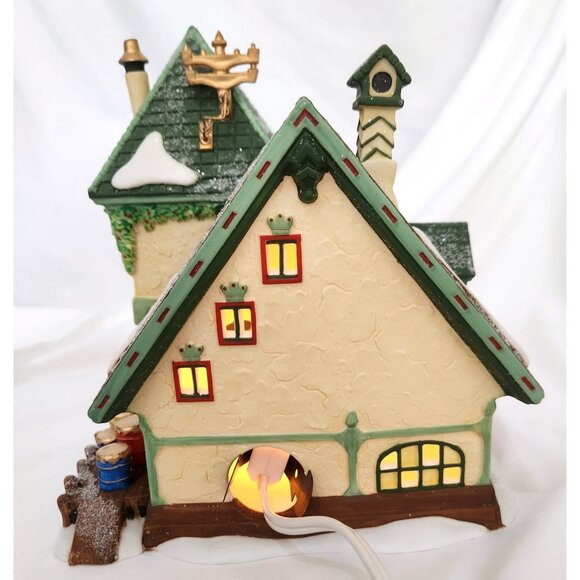 Dept 56 THE GLACIER GAZETTE North Pole Christmas Village building shop 5639-4 - Picture 6 of 8